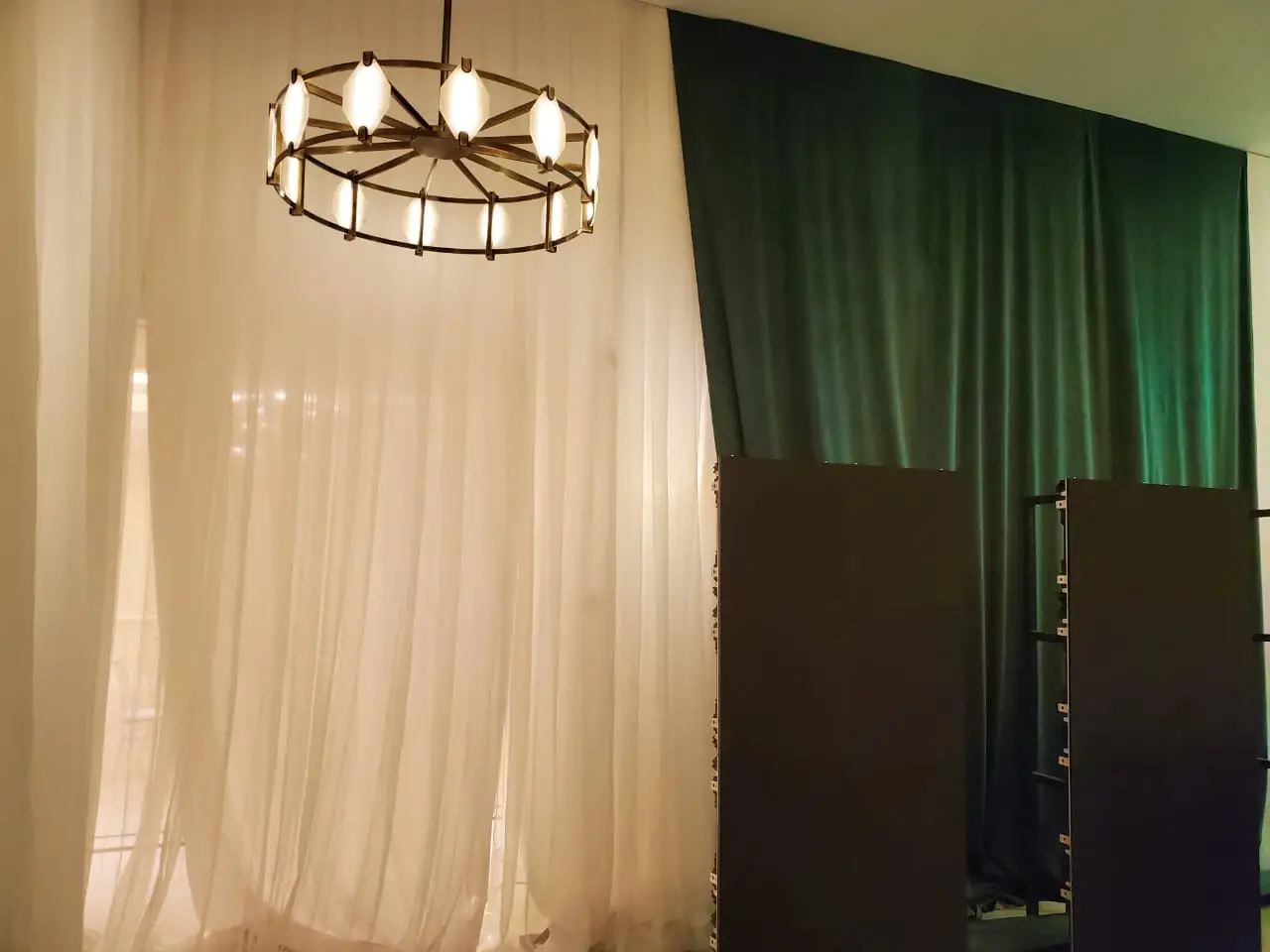 VIP curtain